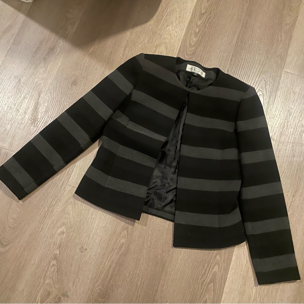 Tahari Black and Gray Striped Blazer